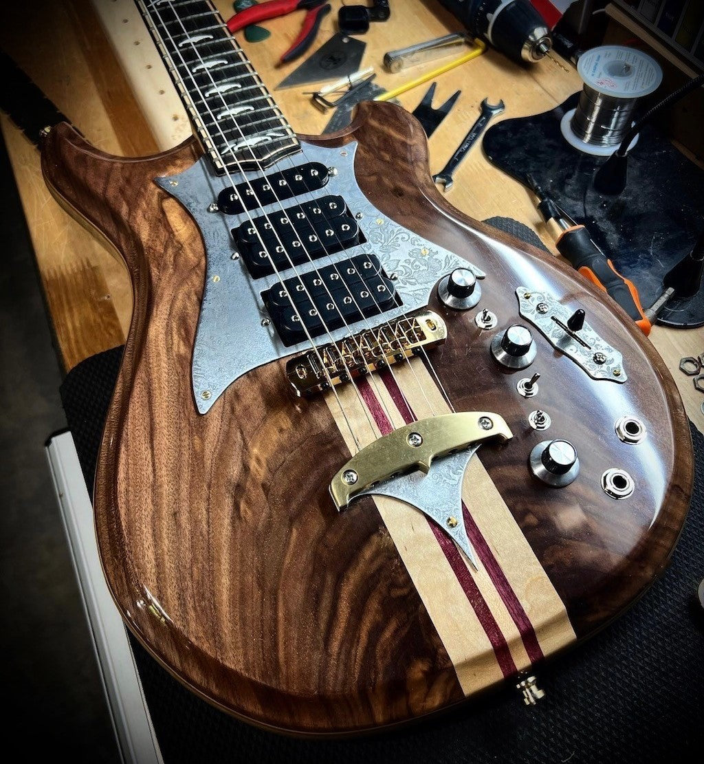 "Bella" Model Guitar Deposit